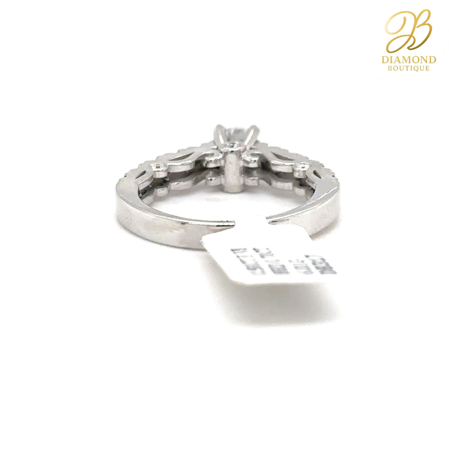 0,50 CT ROUND SOLITAIRE PAVÉ RING