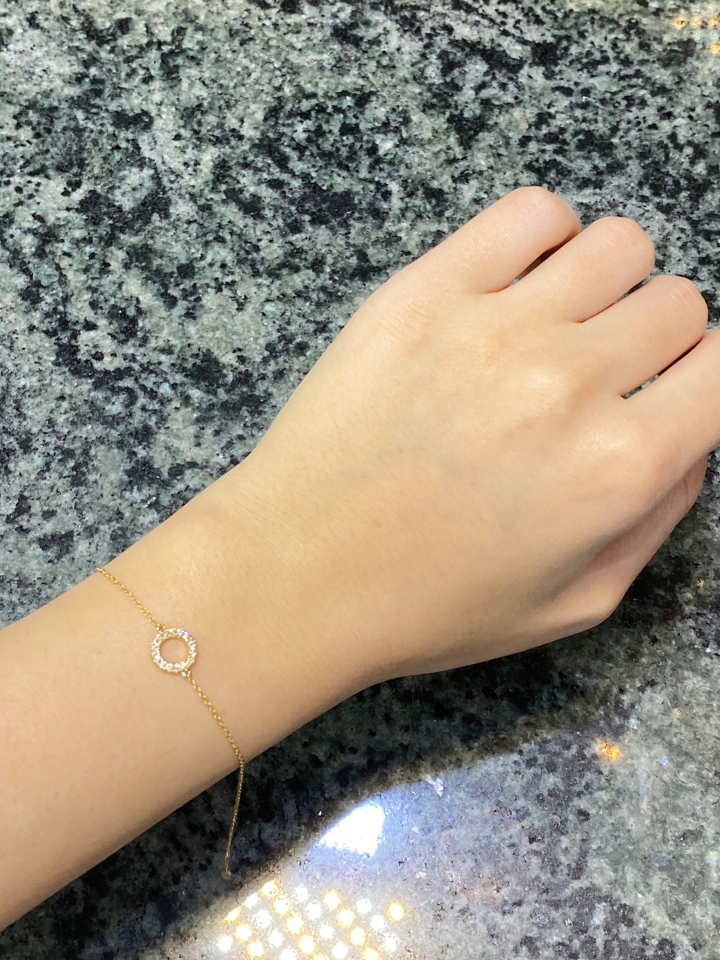 CIRCLE BRACELET