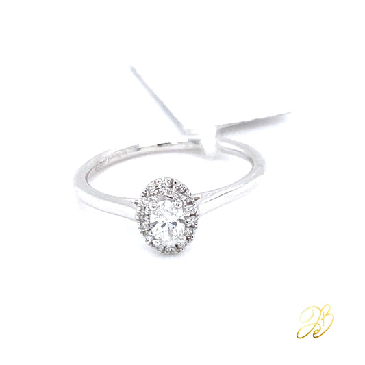 HALO OVAL SOLITAIRE