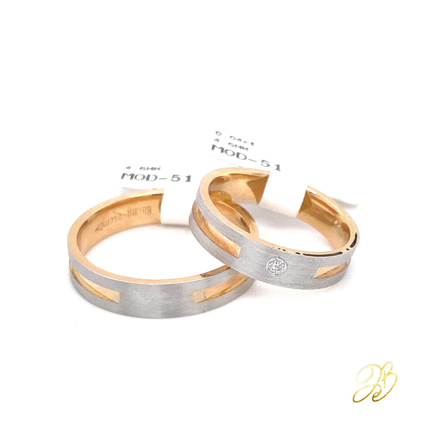 WEDDING BAND (WOMEN)